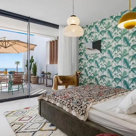 Casa Volver Ref #74 *