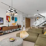 Casa Volver Ref #74 *